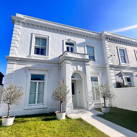 Willow House, Georgian Property In シェパートン エクステリア 写真