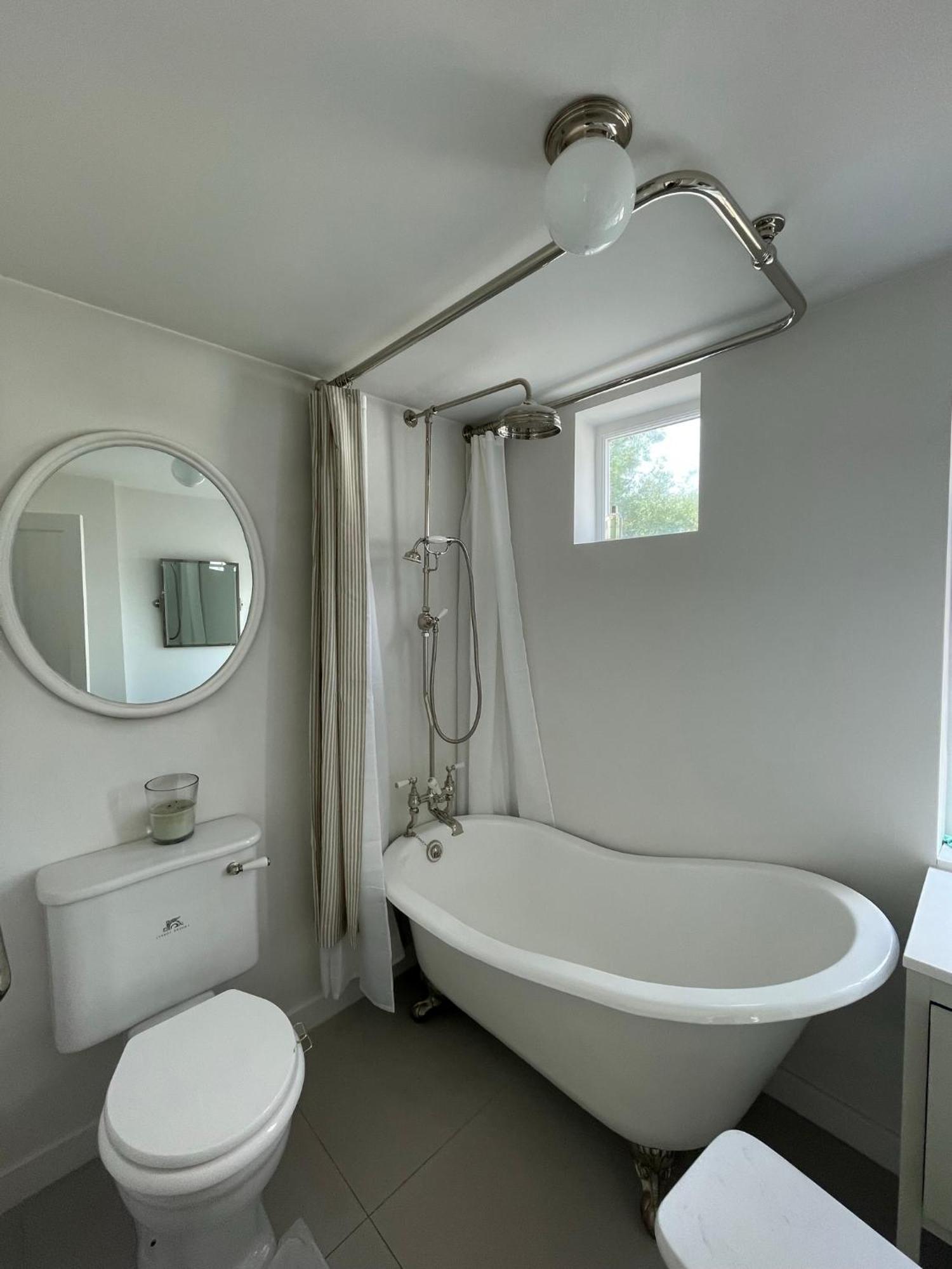 Willow House, Georgian Property In シェパートン エクステリア 写真